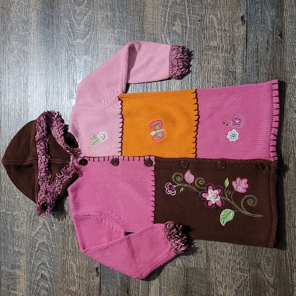 Very Gently Loved girls size 5T by Savannah beautiful sweater multi-color flower